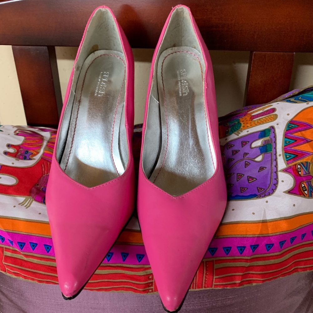 Pump stilettos